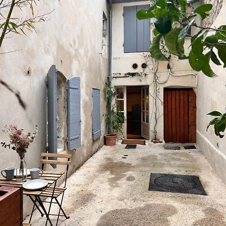 Ferienwohnung Duplex Centre Historique Arles Exterior foto