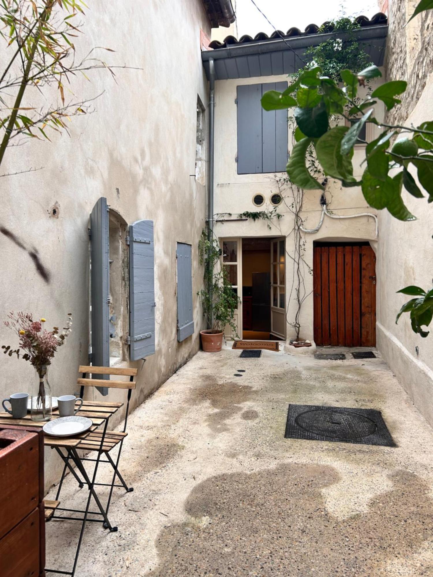 Ferienwohnung Duplex Centre Historique Arles Exterior foto